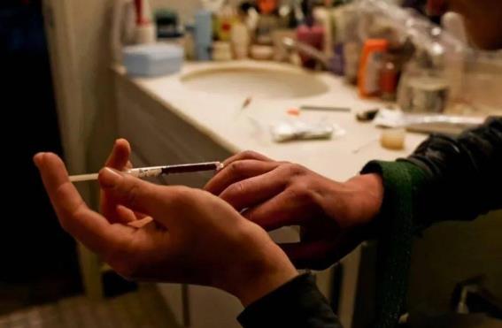 丽江市十大毒品律师：吸毒拘留会留案底吗?