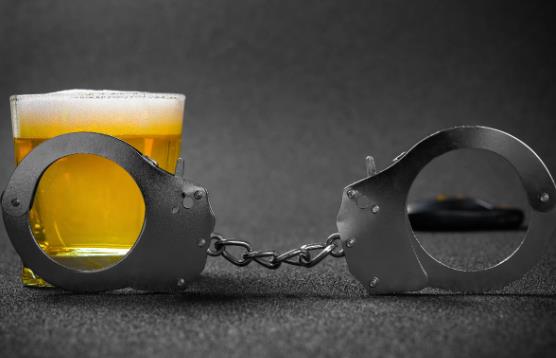 醉驾一般关在哪里?酒驾取保候审保证金交多少钱?