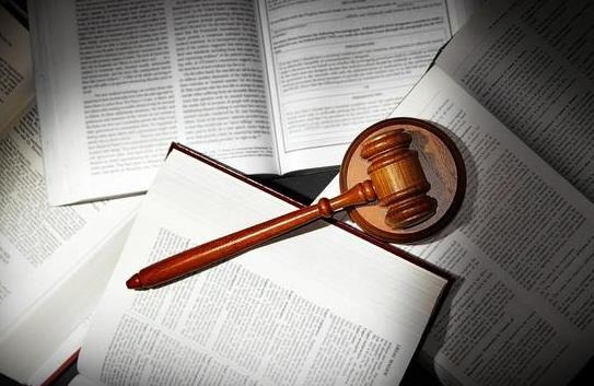 小三被原配起诉了怎么办