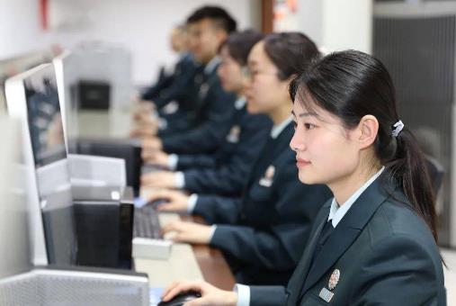 中国人民解放军文职人员条例