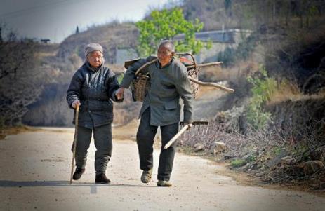 北京农村养老金每月多少钱?北京农村养老补贴最新政策2024