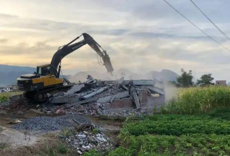 征地拆迁中违法强拆怎么办