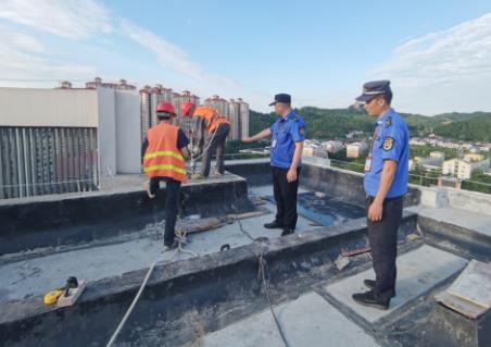 小区违建如何举报拆除