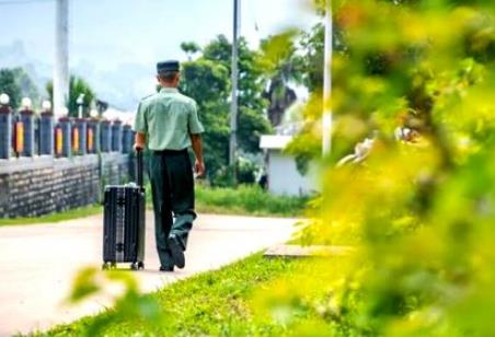 2025年现役军官休假探亲规定最新