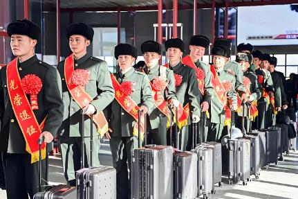 军人提前退休条件最新规定2025年